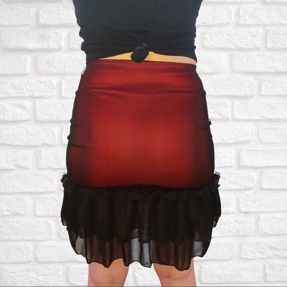 Small maroon, like new sultry skirt! - Picture 3 of 3
